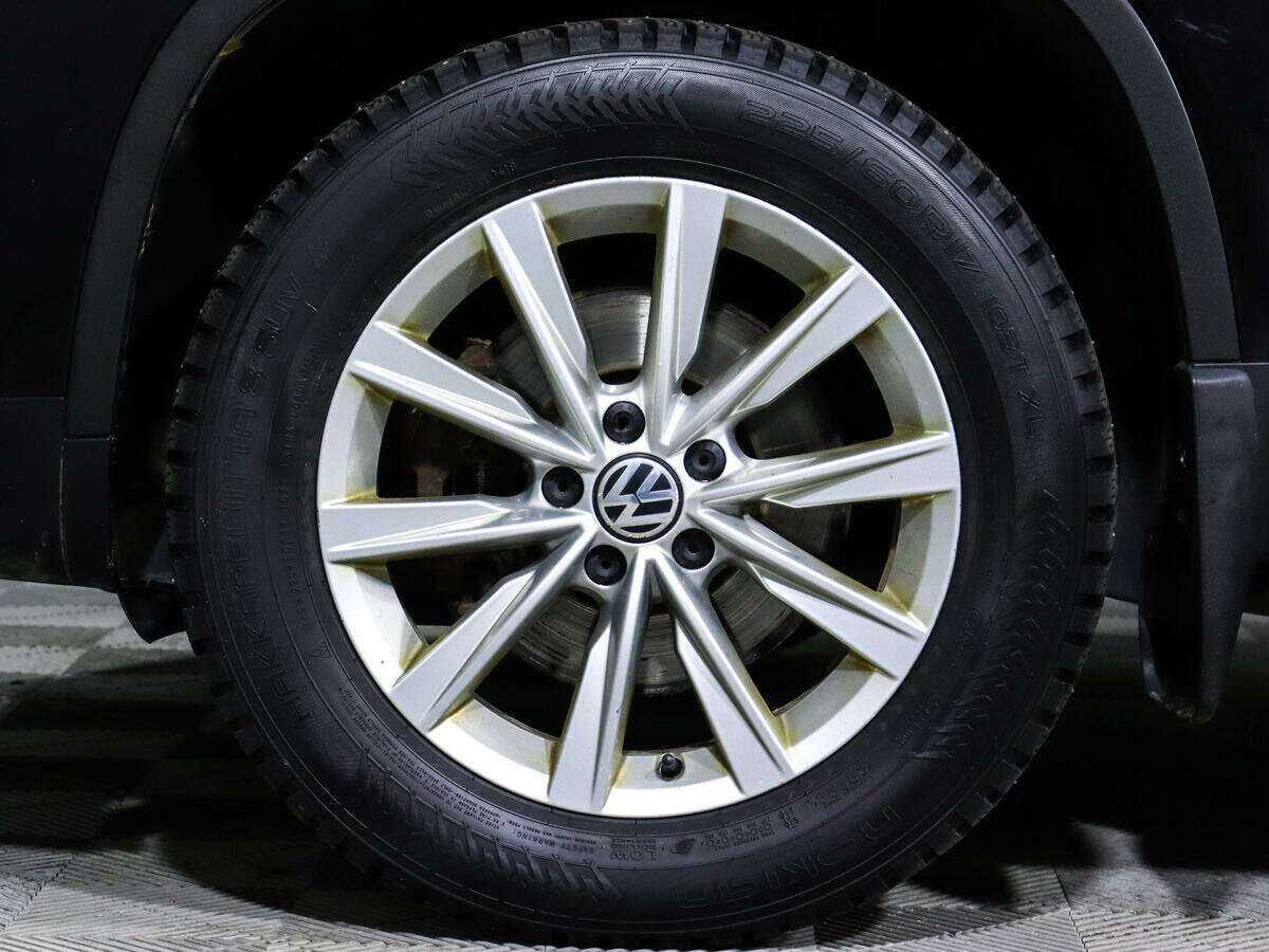 Volkswagen Tiguan, 2012 - Фото №14