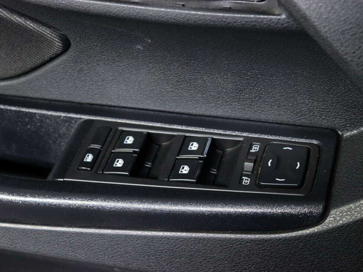 Lada (ВАЗ) Vesta SW, 2019 - Фото №12