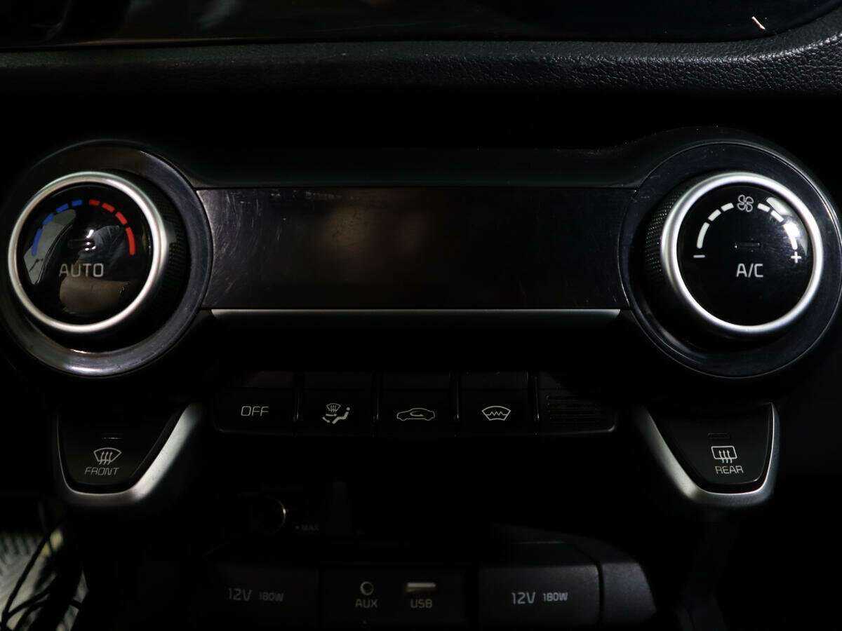 Kia Rio, 2018 - Фото №20