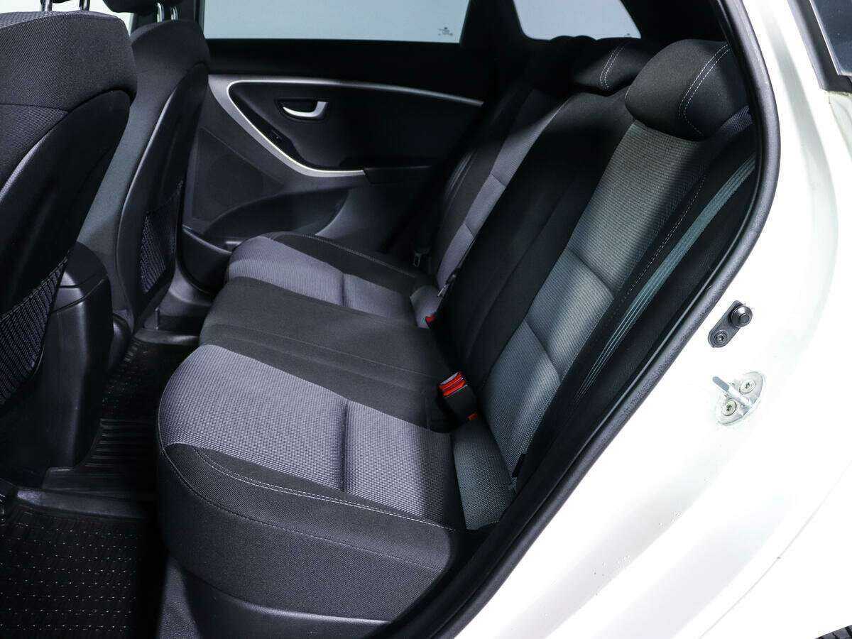 Hyundai i30, 2013 - Фото №7