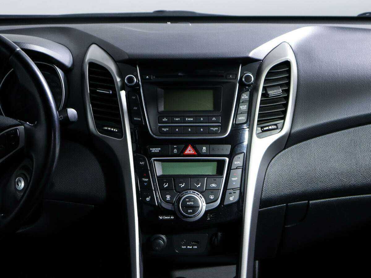 Hyundai i30, 2013 - Фото №10