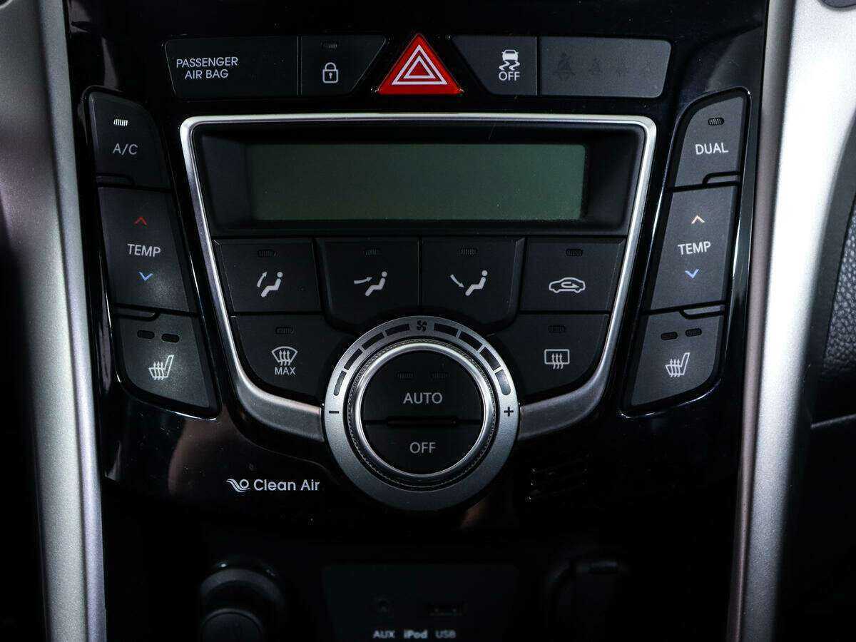 Hyundai i30, 2013 - Фото №14
