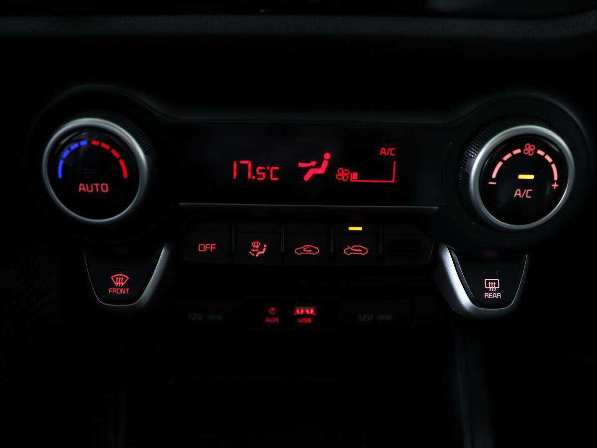 Kia Rio, 2020 - Фото №16