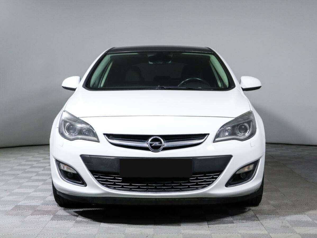 Opel Astra, 2012 - Фото №1