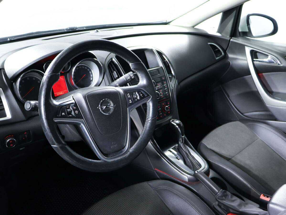 Opel Astra, 2012 - Фото №10