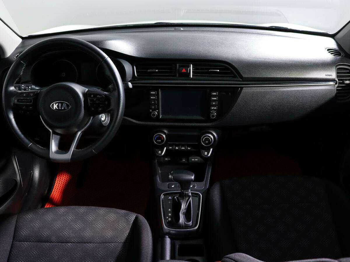 Kia Rio X-Line, 2019 - Фото №11