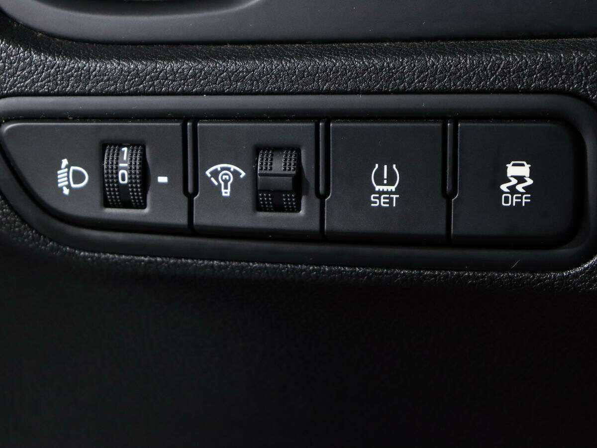 Kia Rio X-Line, 2019 - Фото №17