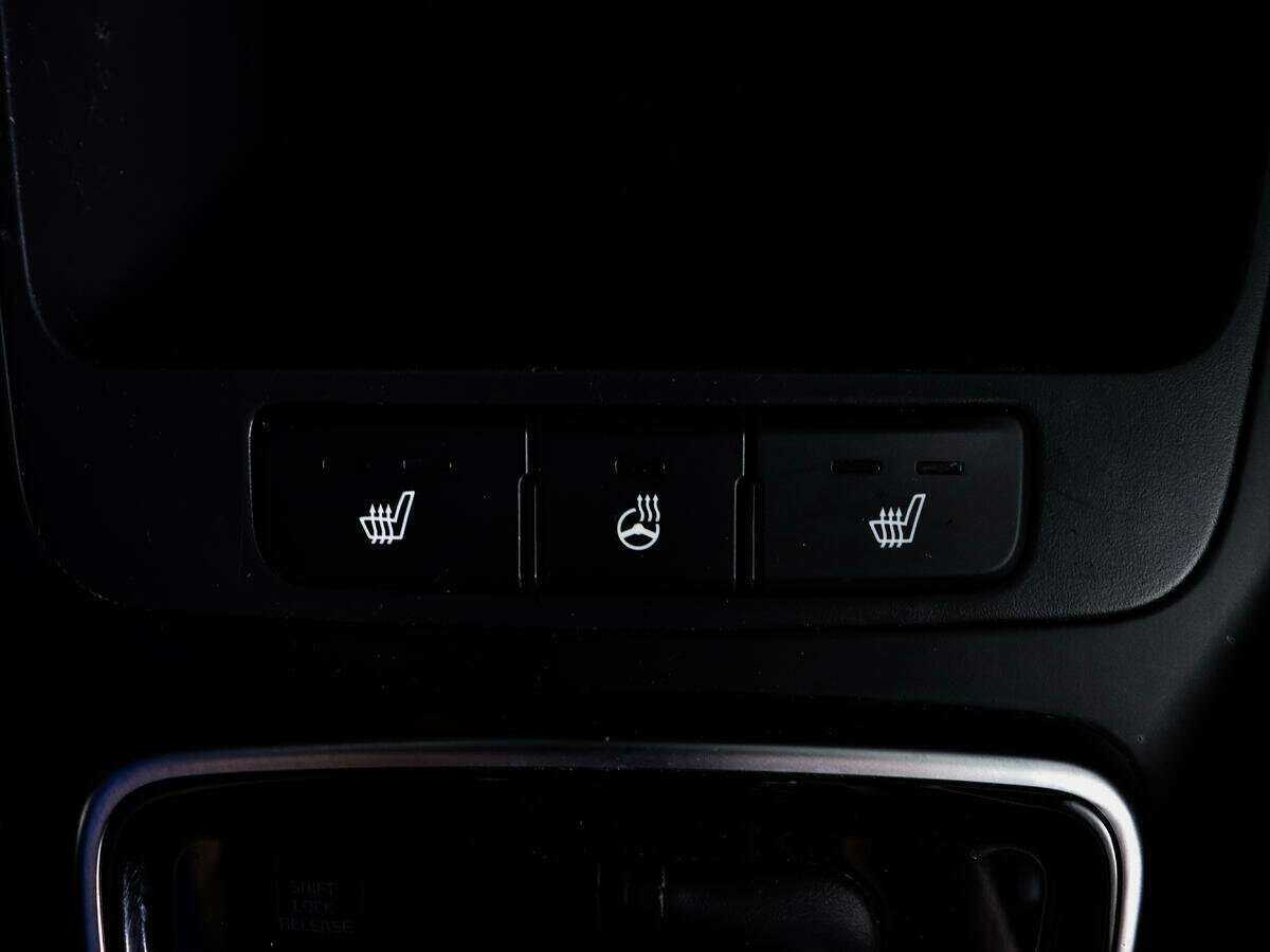 Kia Rio X-Line, 2019 - Фото №21