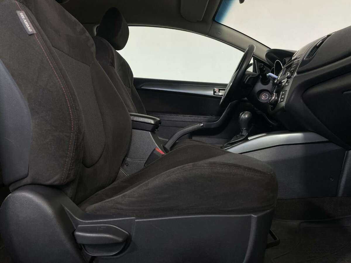 Kia Cerato Koup, 2012 - Фото №12