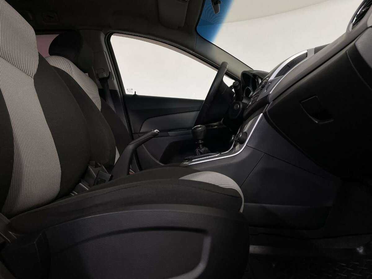 Chevrolet Cruze, 2014 - Фото №12