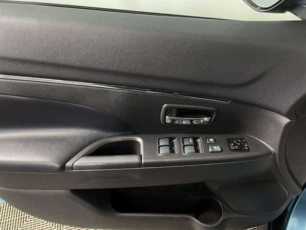 Mitsubishi ASX, 2012 - Фото №7