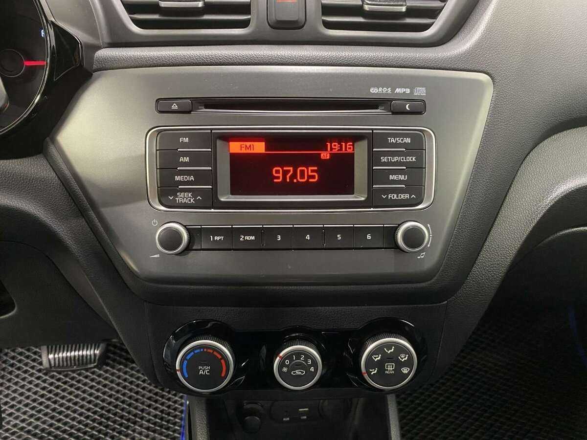 Kia Rio, 2017 - Фото №10