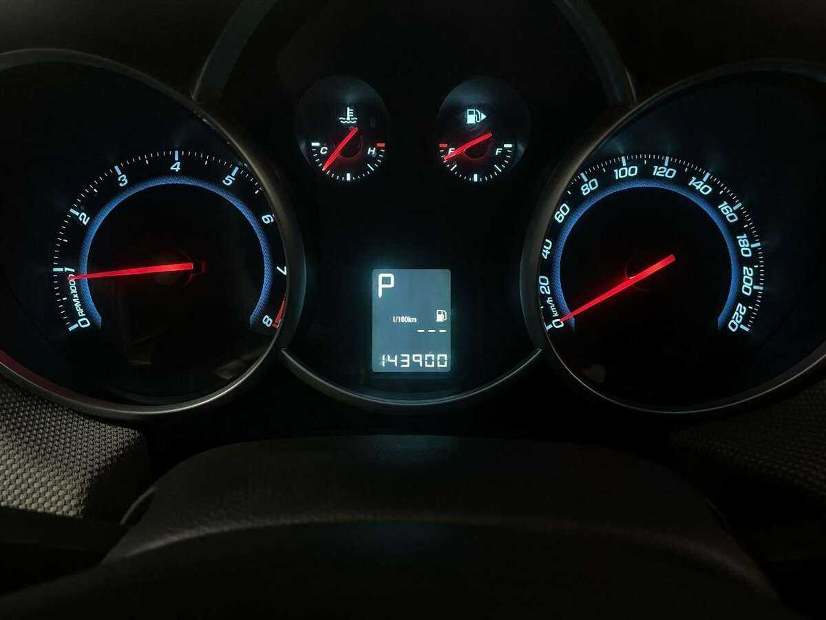 Chevrolet Cruze, 2012 - Фото №9