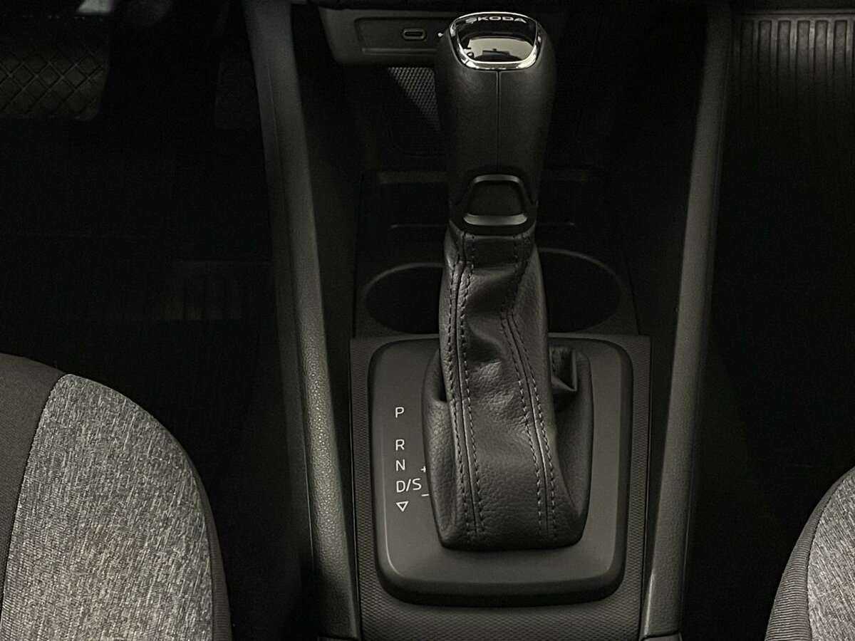 Skoda Rapid, 2020 - Фото №12