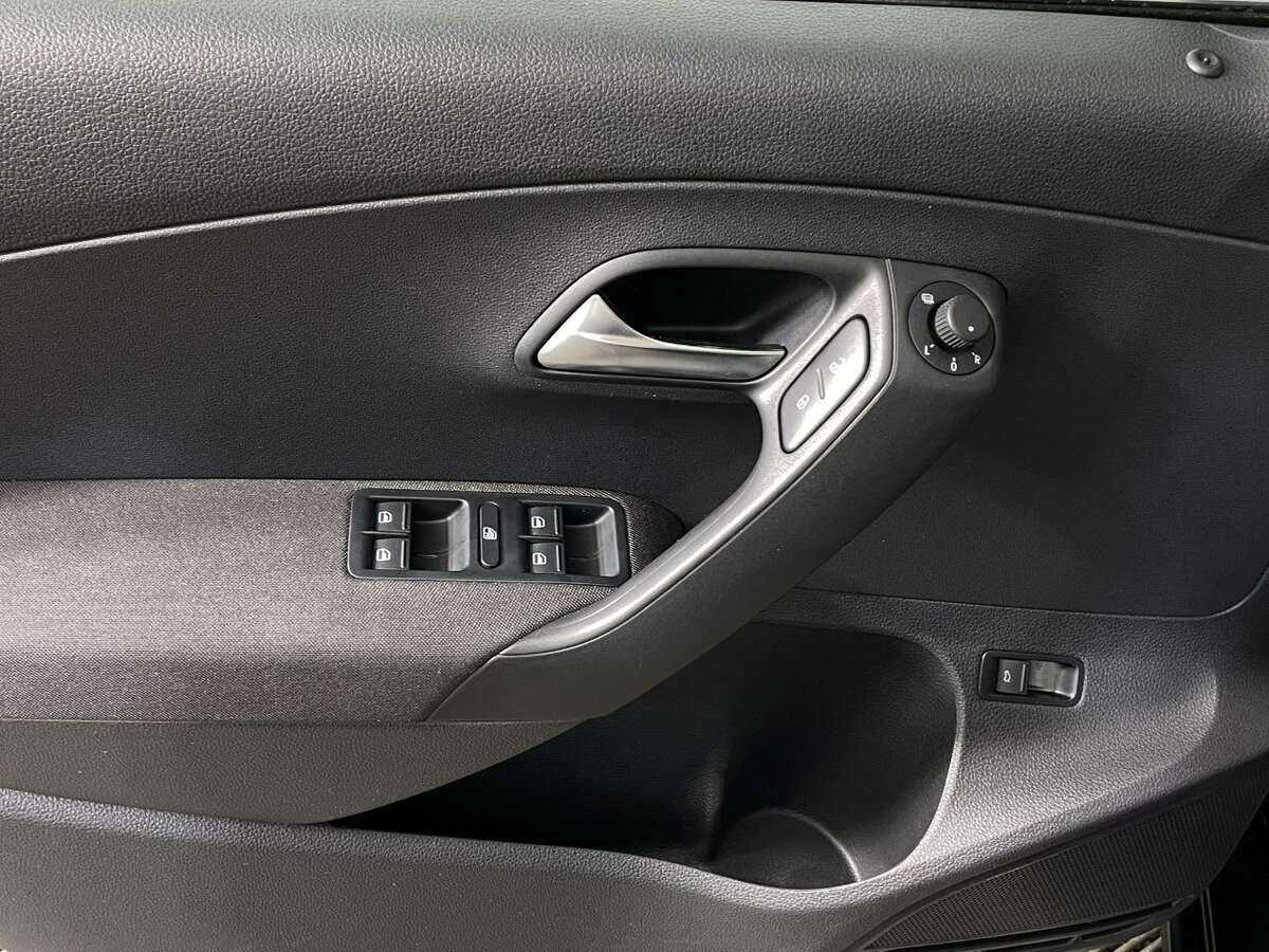 Volkswagen Polo, 2019 - Фото №6