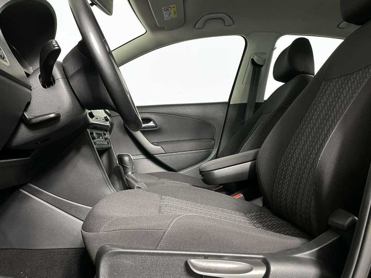 Volkswagen Polo, 2019 - Фото №8