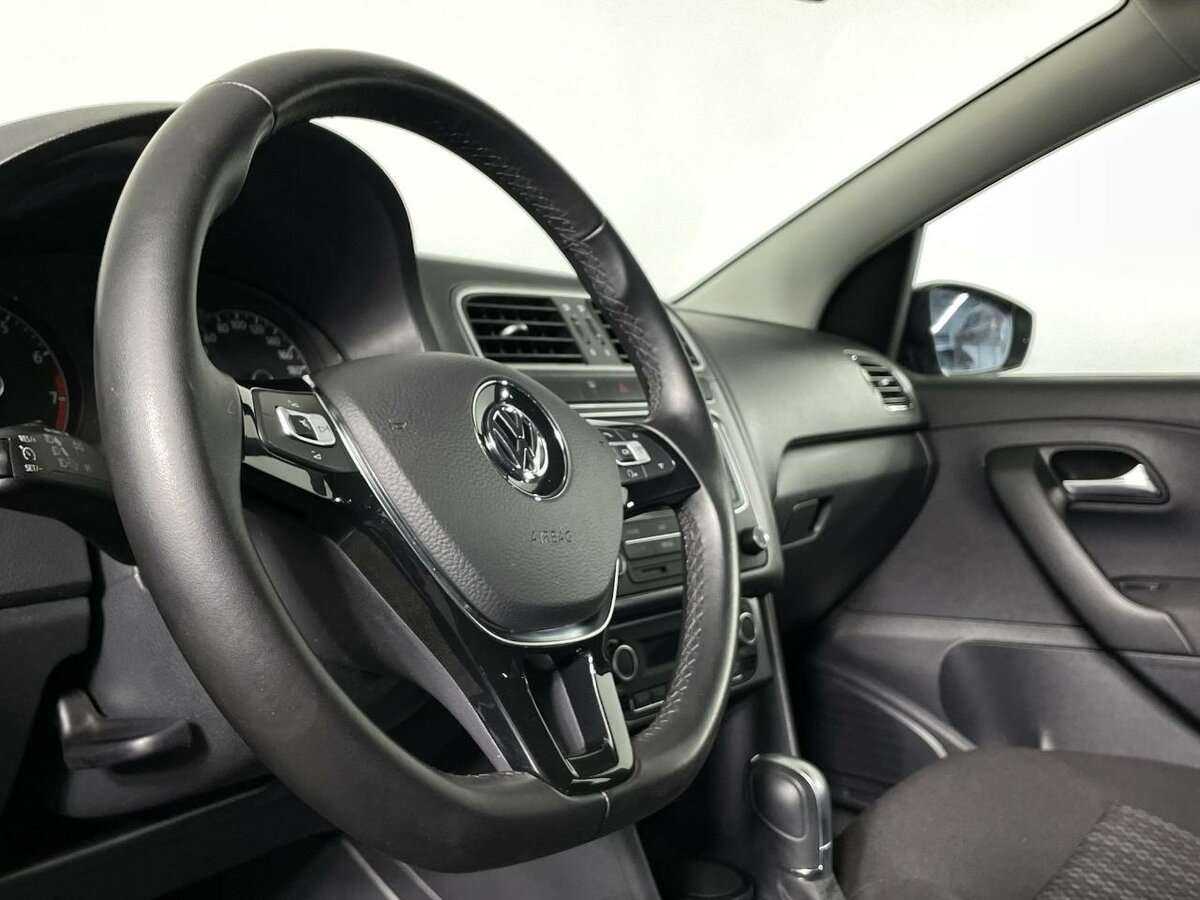 Volkswagen Polo, 2019 - Фото №13