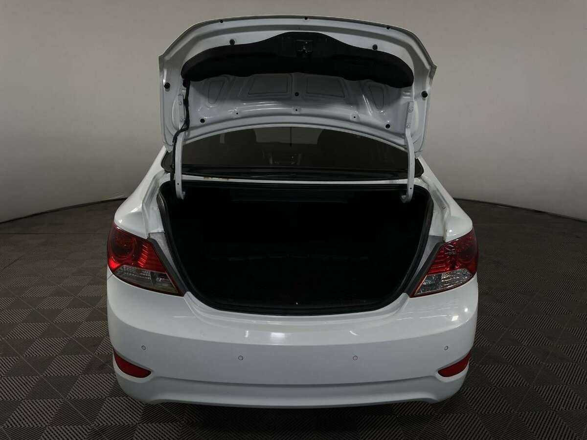 Hyundai Solaris, 2012 - Фото №17