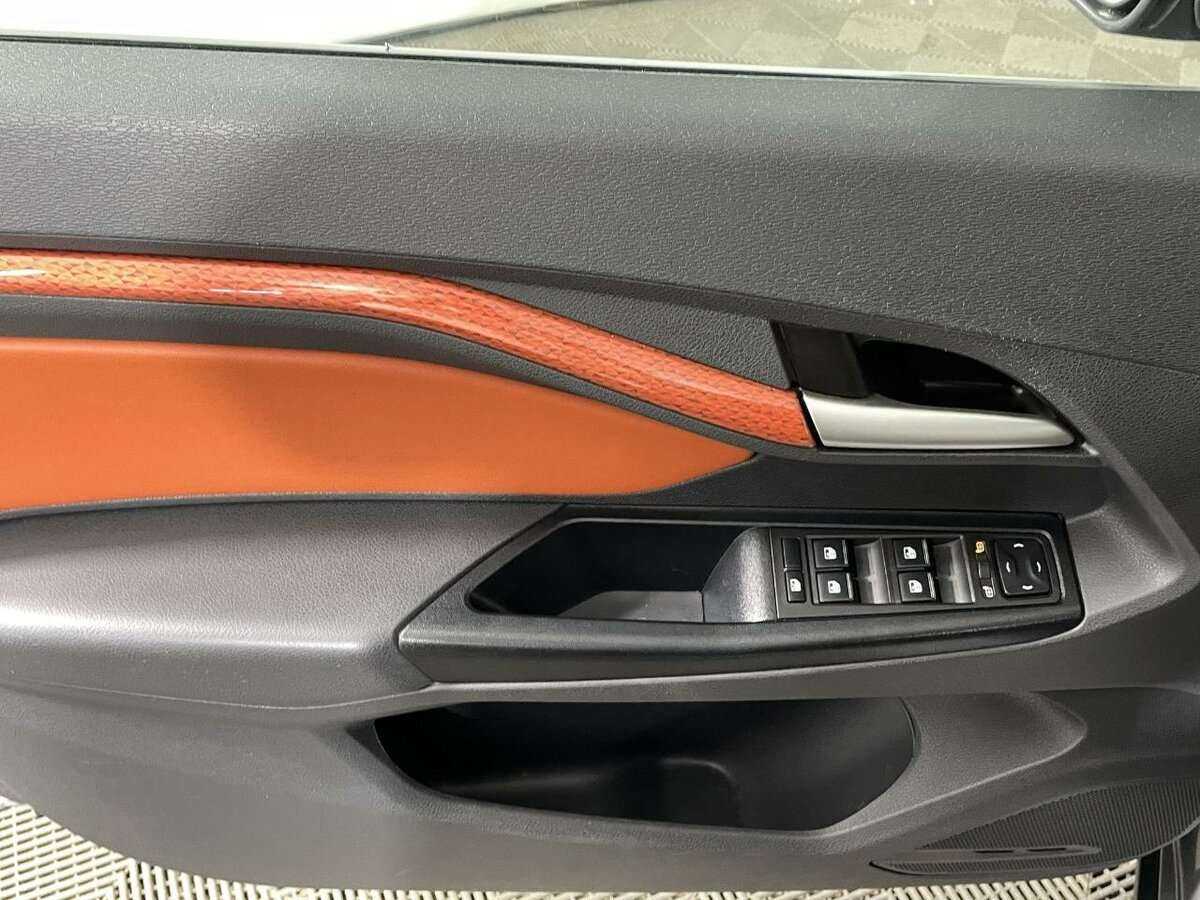 Lada (ВАЗ) Vesta SW Cross, 2019 - Фото №6