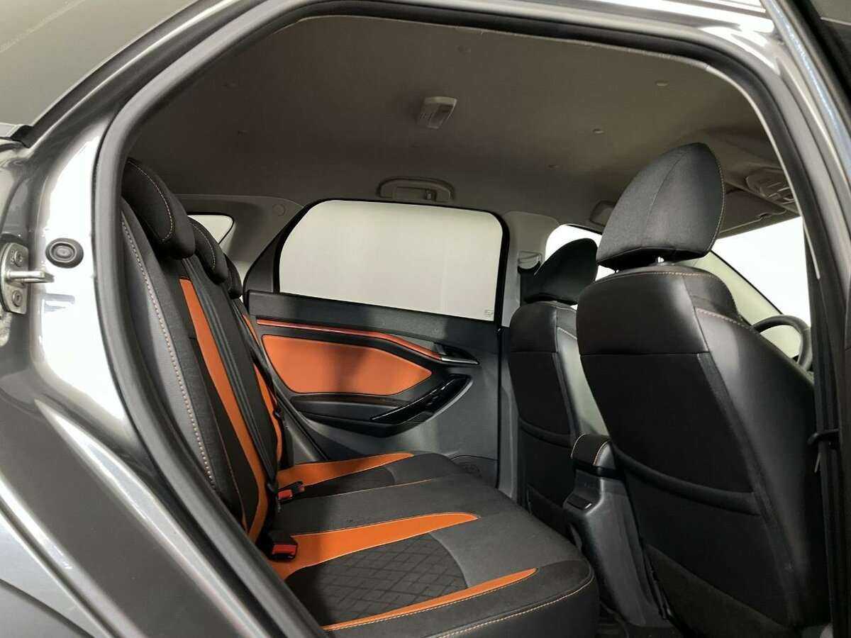 Lada (ВАЗ) Vesta SW Cross, 2019 - Фото №15