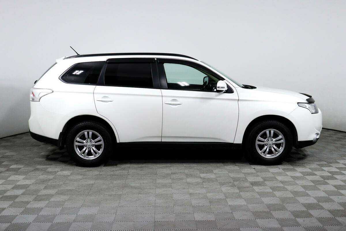 Mitsubishi Outlander, 2013 - Фото №3
