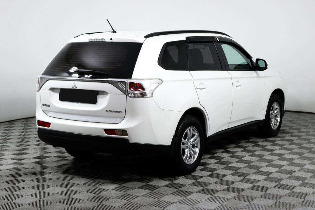 Mitsubishi Outlander, 2013 - Фото №4