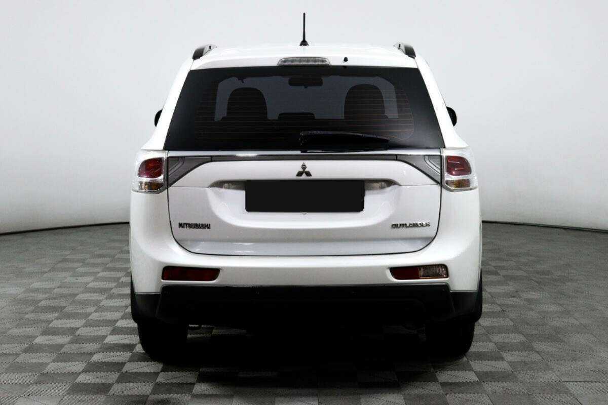 Mitsubishi Outlander, 2013 - Фото №5