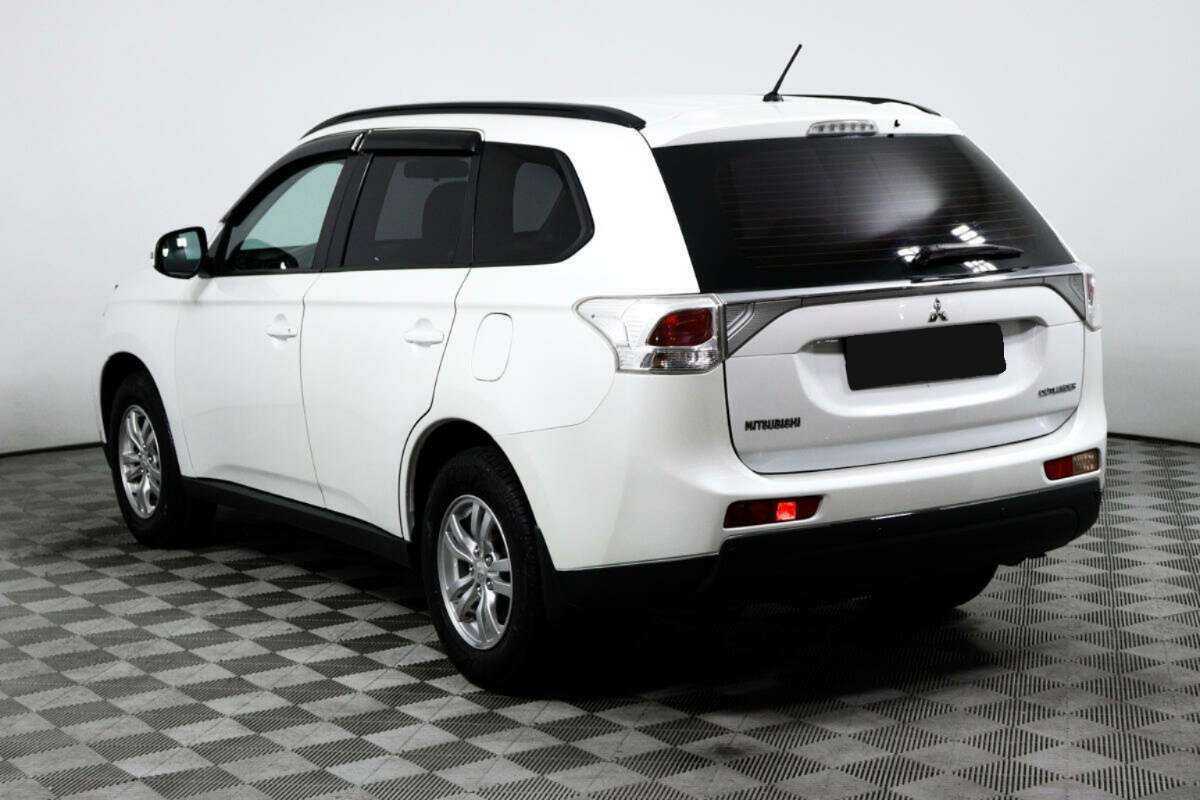 Mitsubishi Outlander, 2013 - Фото №6