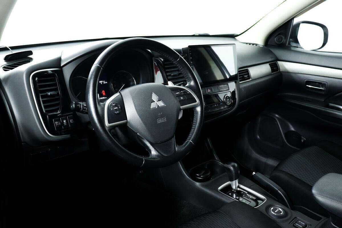 Mitsubishi Outlander, 2013 - Фото №12