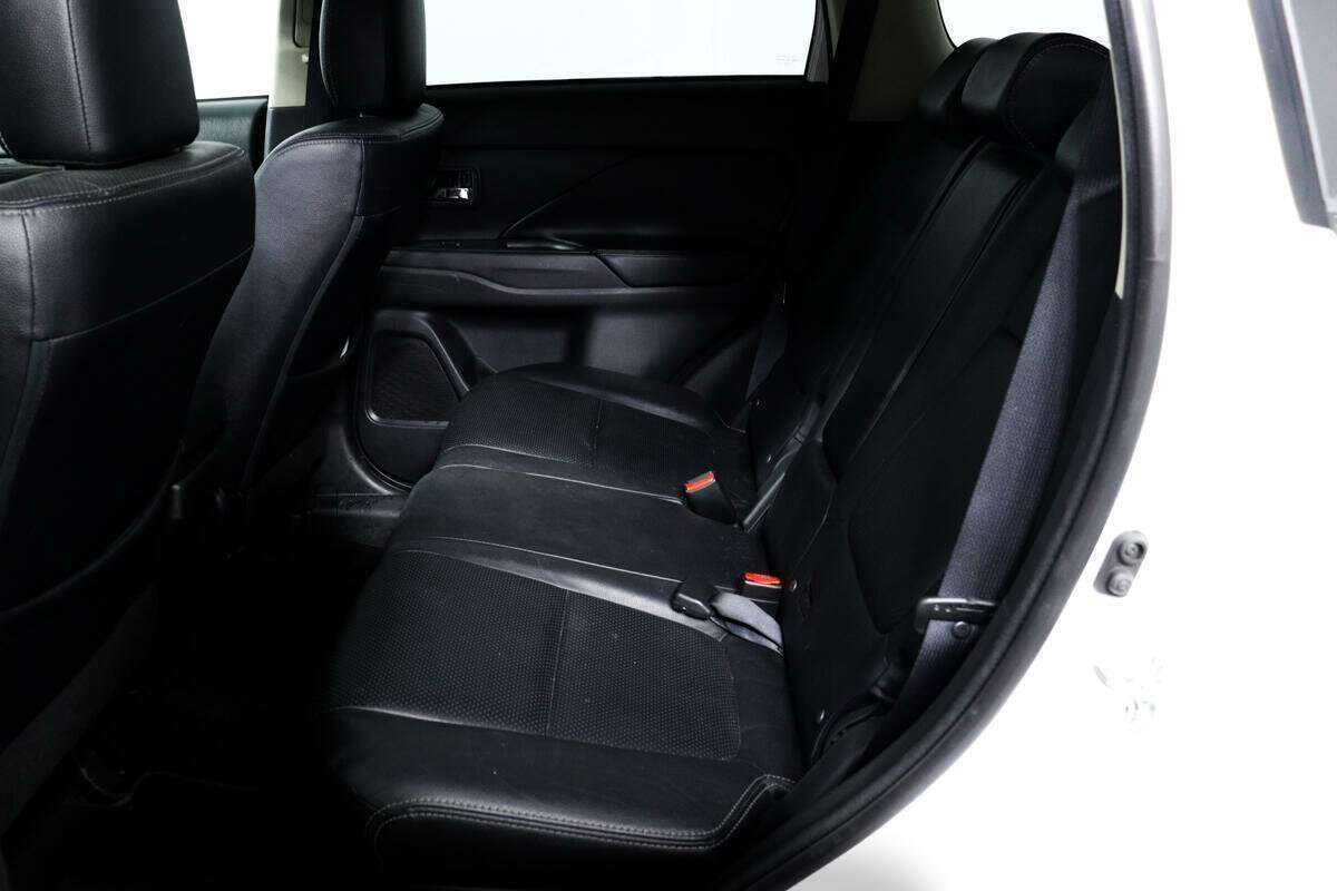 Mitsubishi Outlander, 2018 - Фото №9