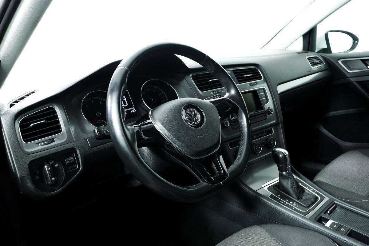Volkswagen Golf, 2013 - Фото №12