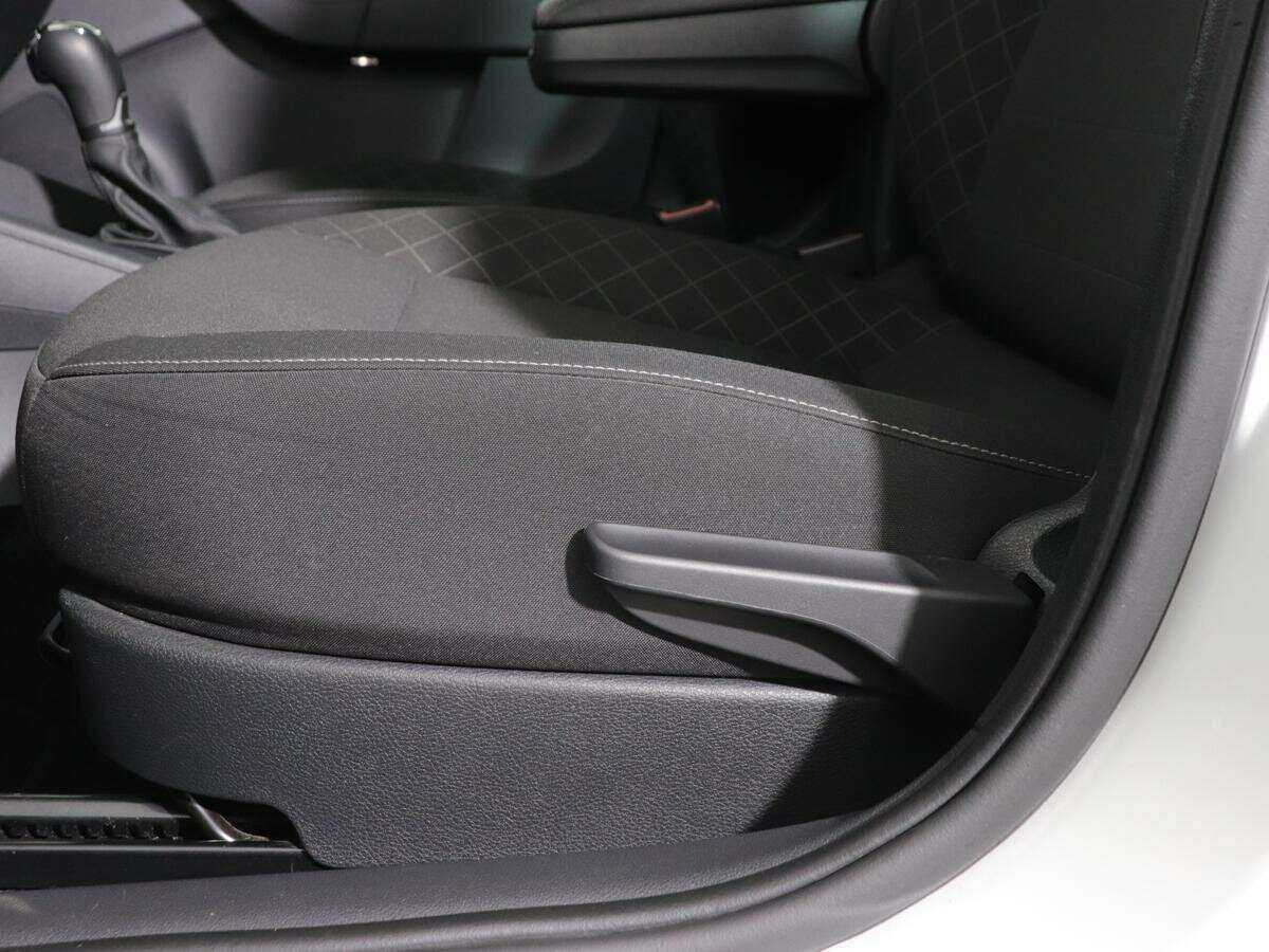 Skoda Rapid, 2020 - Фото №12