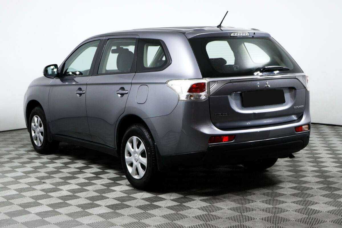 Mitsubishi Outlander, 2012 - Фото №6