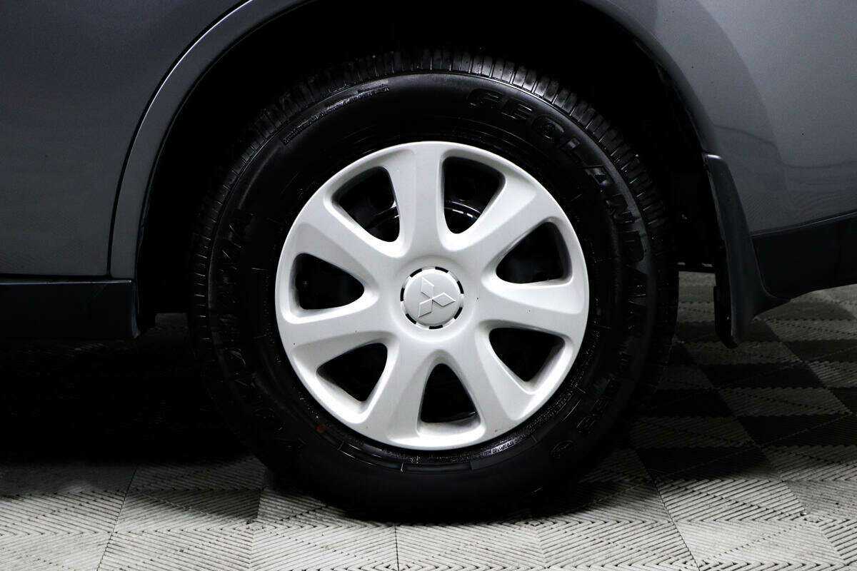 Mitsubishi Outlander, 2012 - Фото №13