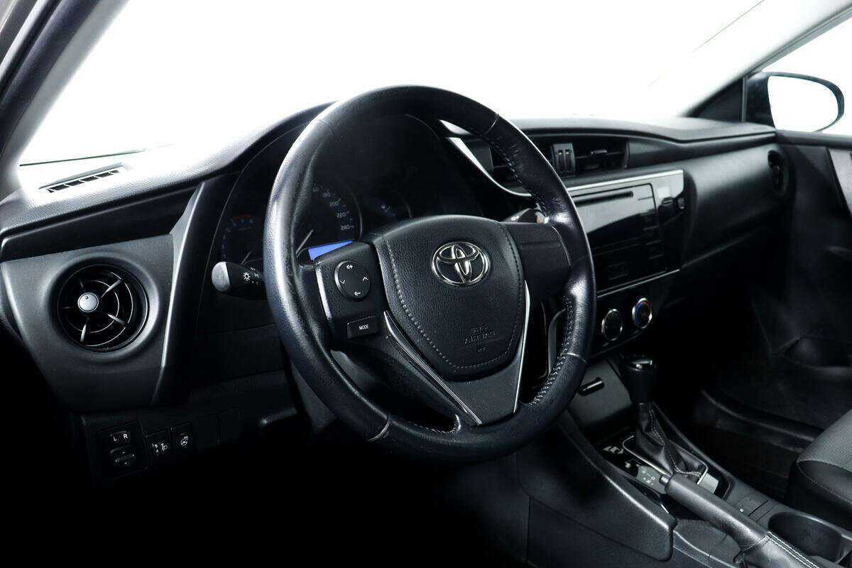 Toyota Corolla, 2017 - Фото №12