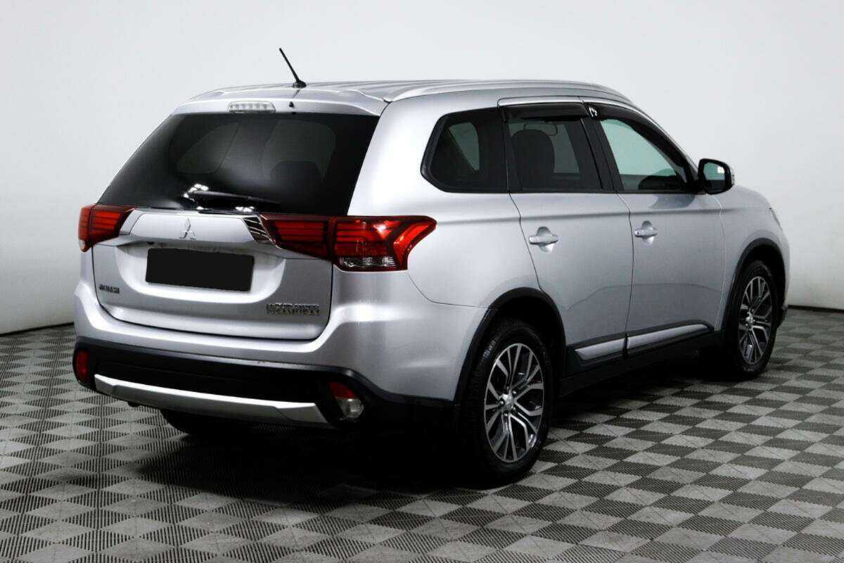 Mitsubishi Outlander, 2015 - Фото №4
