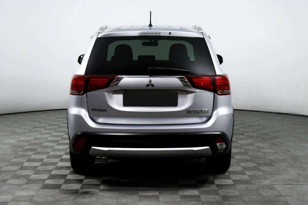 Mitsubishi Outlander, 2015 - Фото №5