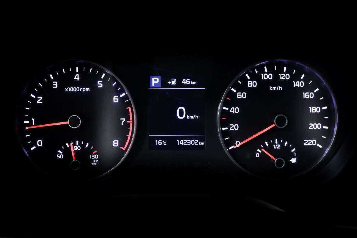 Kia Rio X-Line, 2018 - Фото №9