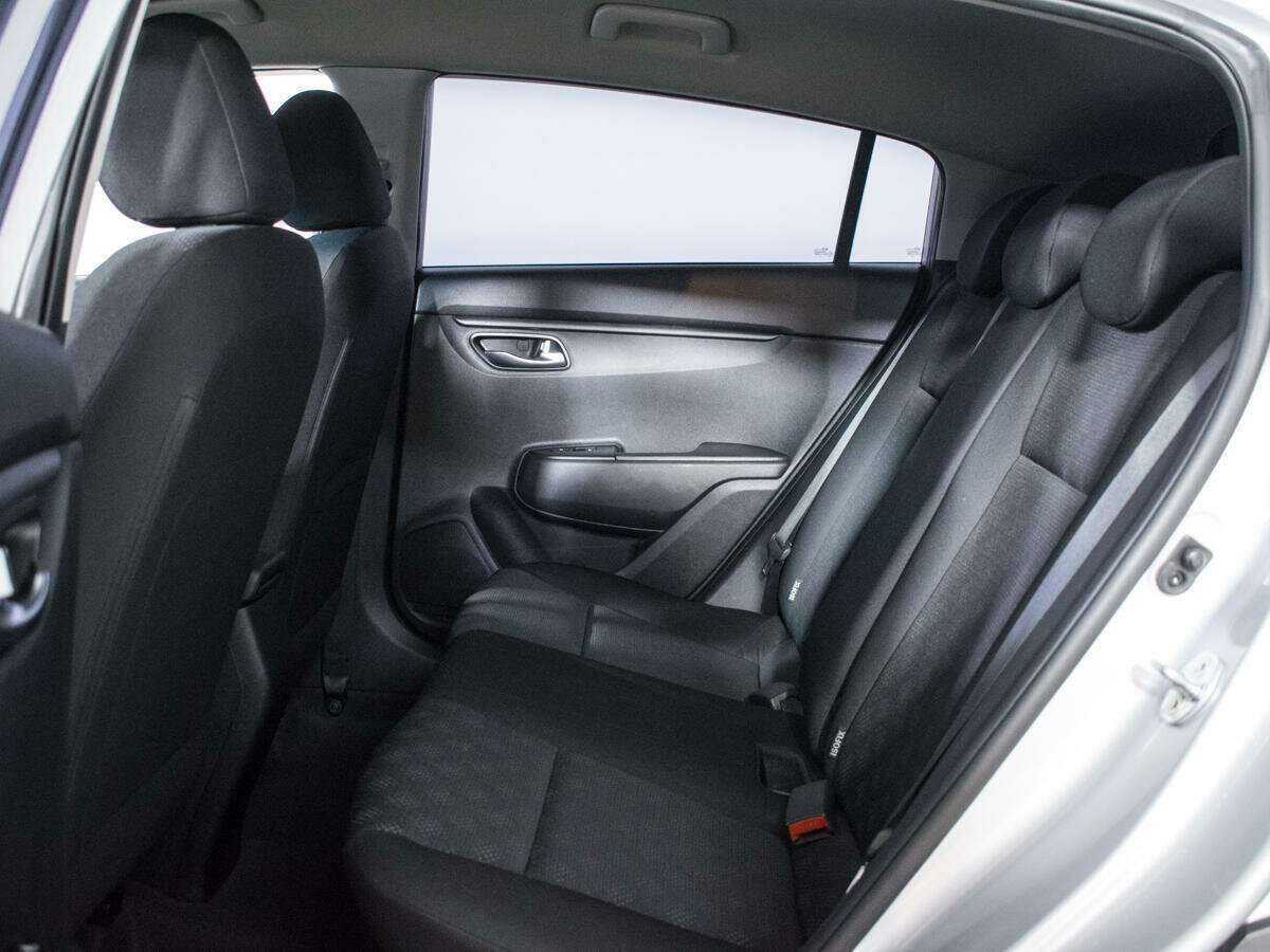 Kia Rio X-Line, 2020 - Фото №9