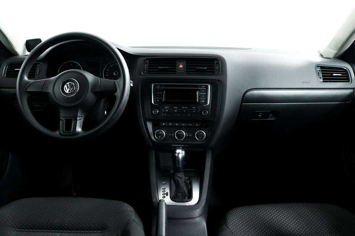 Volkswagen Jetta, 2014 - Фото №10