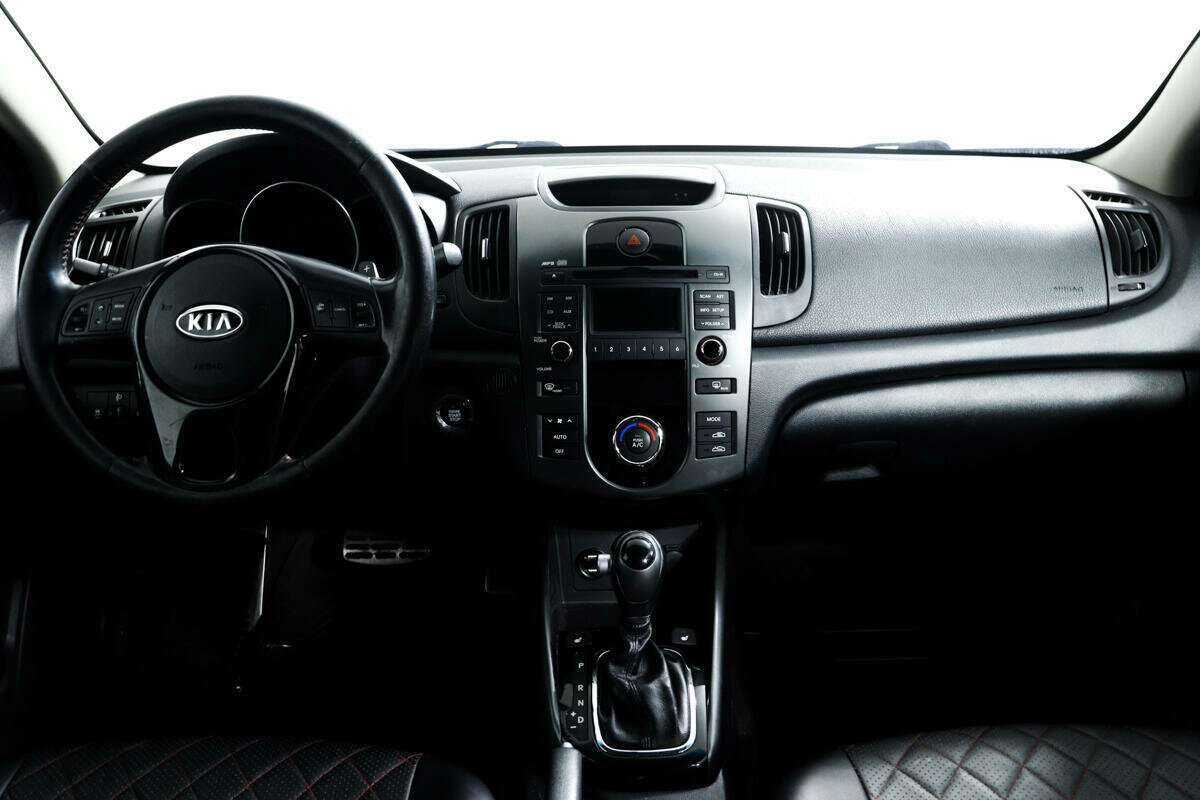 Kia Cerato, 2012 - Фото №10