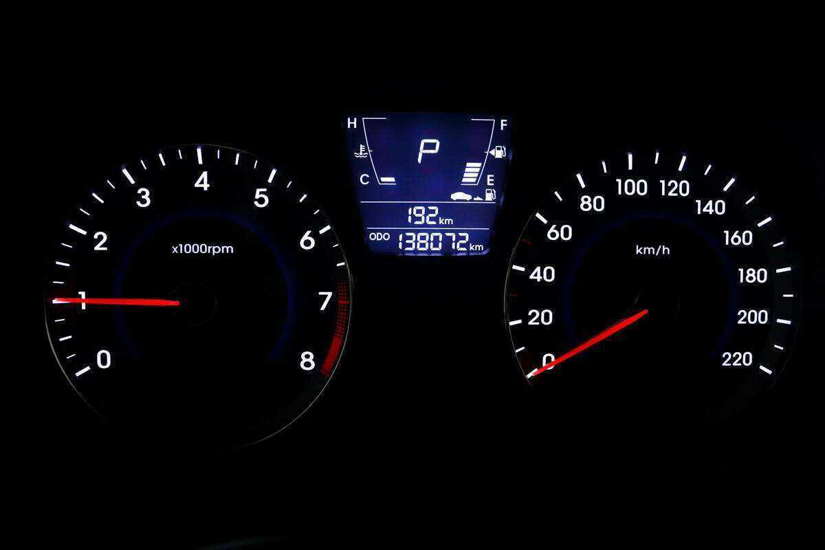 Hyundai Solaris, 2012 - Фото №9