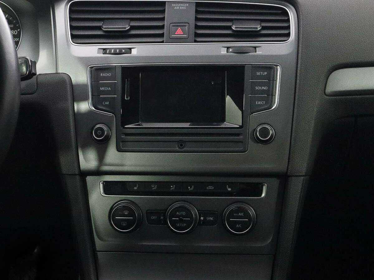 Volkswagen Golf, 2014 - Фото №9