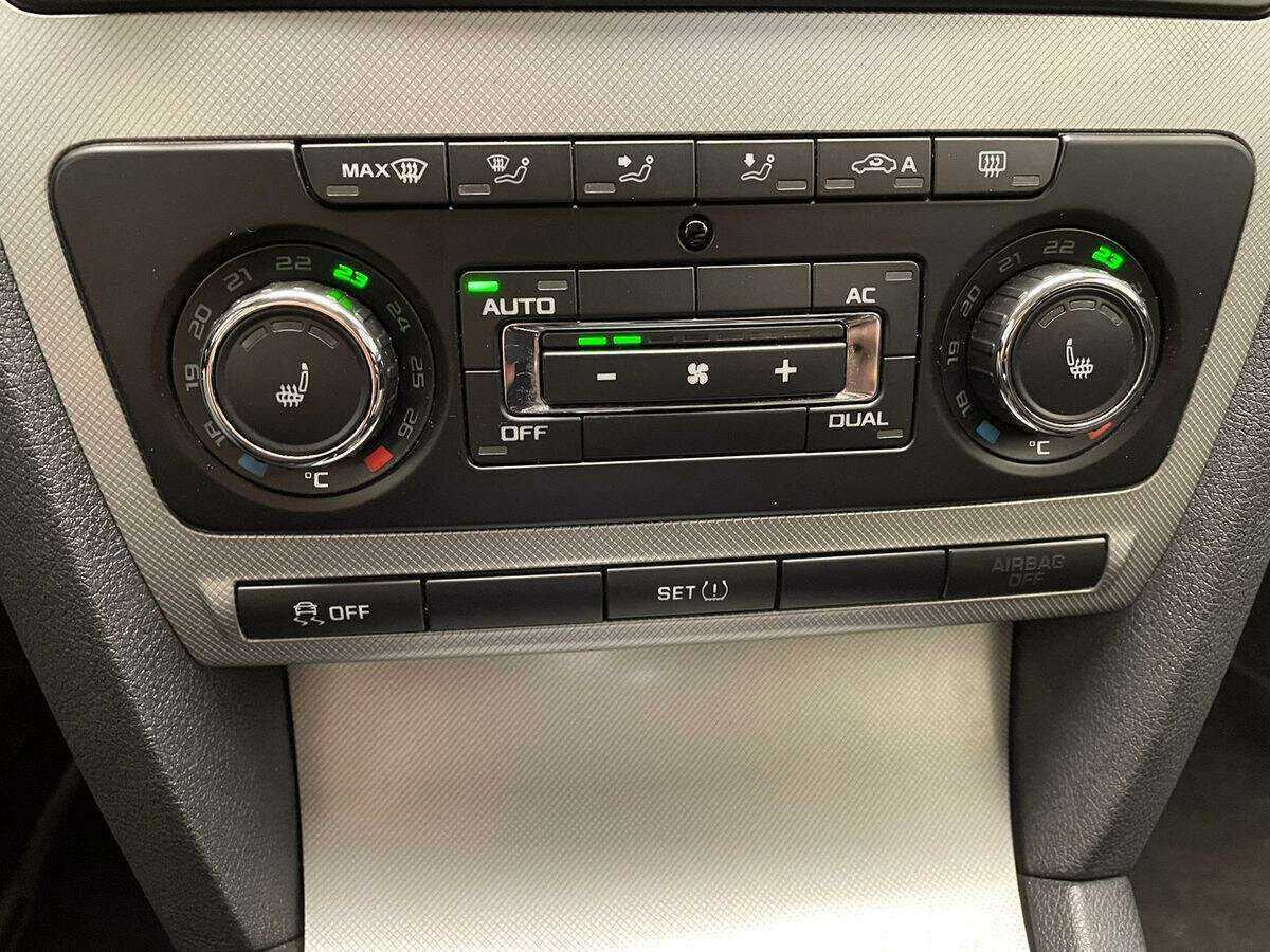 Skoda Octavia, 2012 - Фото №16