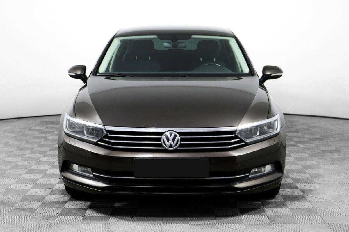 Volkswagen Passat, 2016 - Фото №1