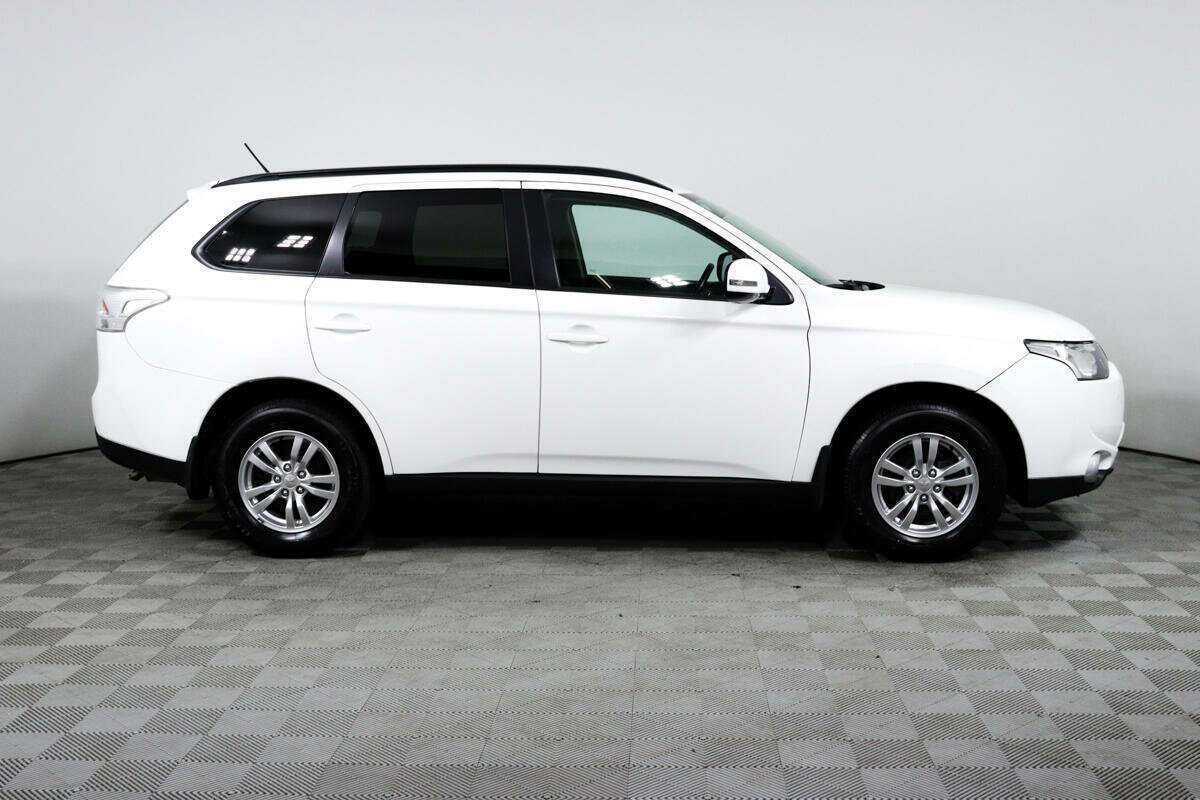 Mitsubishi Outlander, 2013 - Фото №3