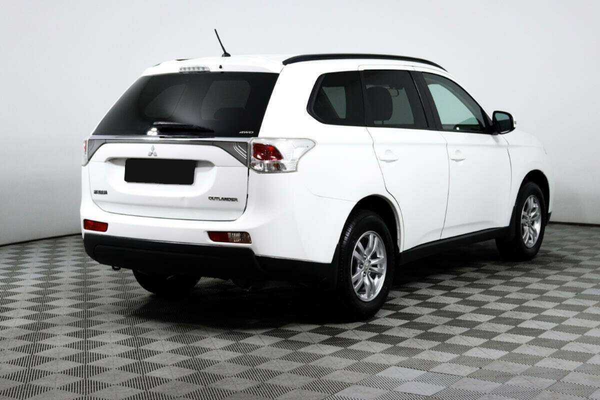 Mitsubishi Outlander, 2013 - Фото №4
