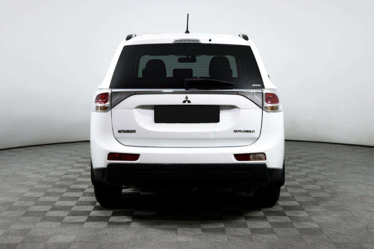 Mitsubishi Outlander, 2013 - Фото №5