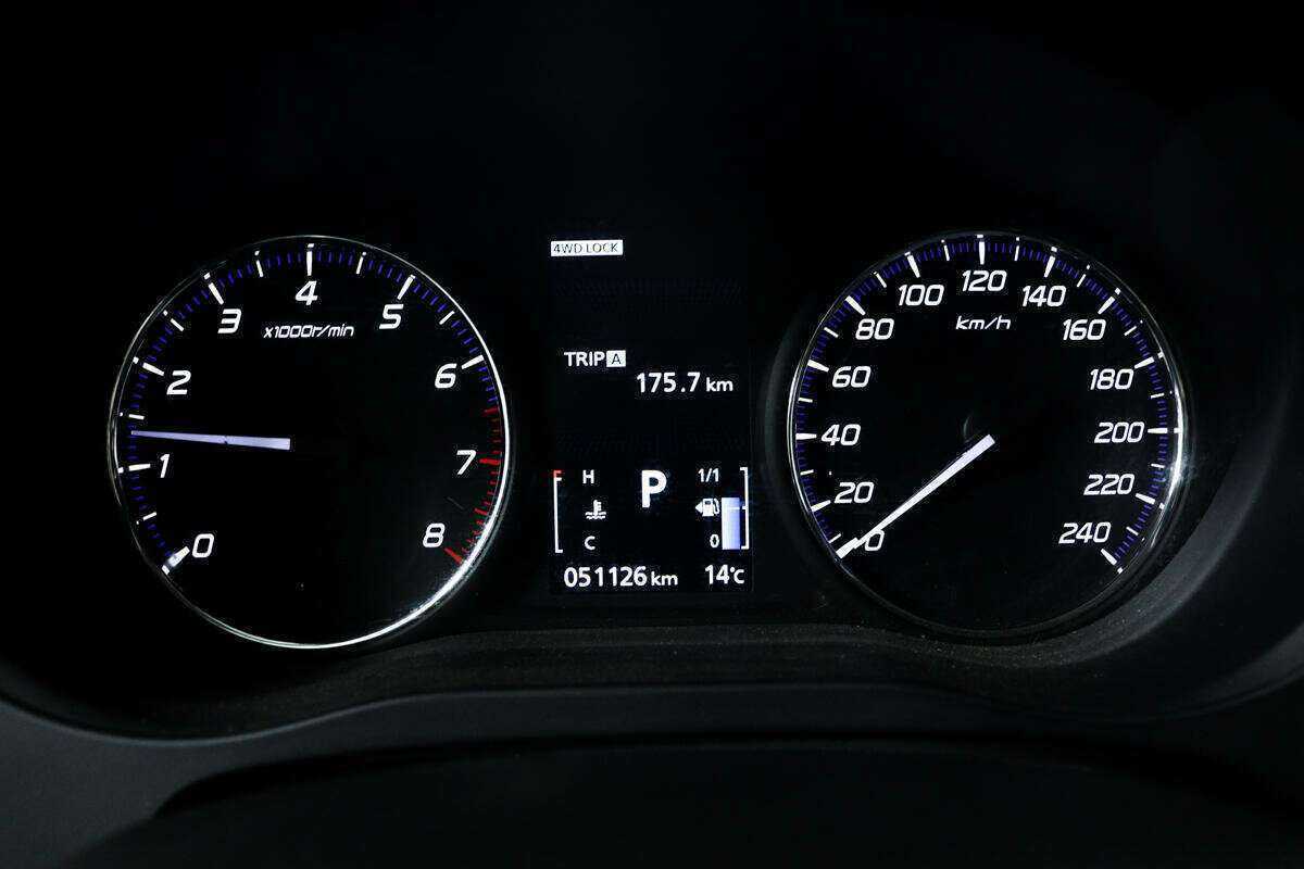 Mitsubishi Outlander, 2013 - Фото №9