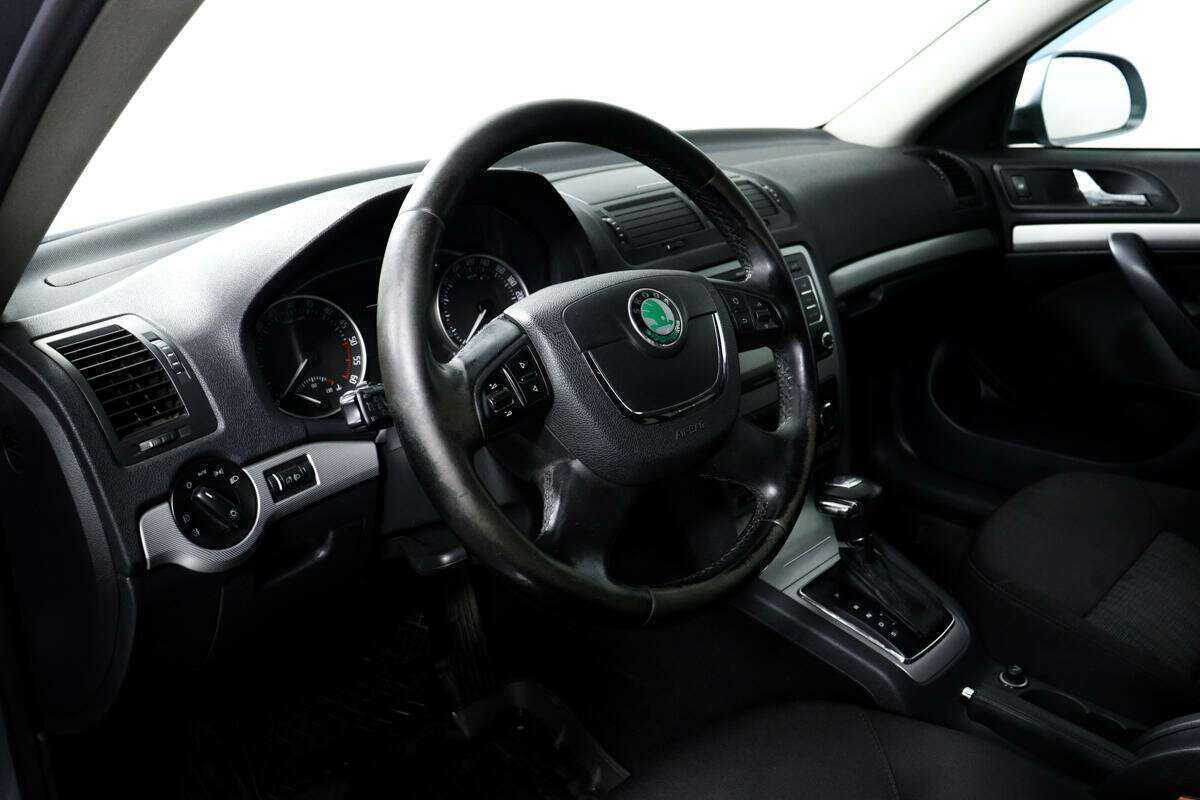 Skoda Octavia, 2012 - Фото №12